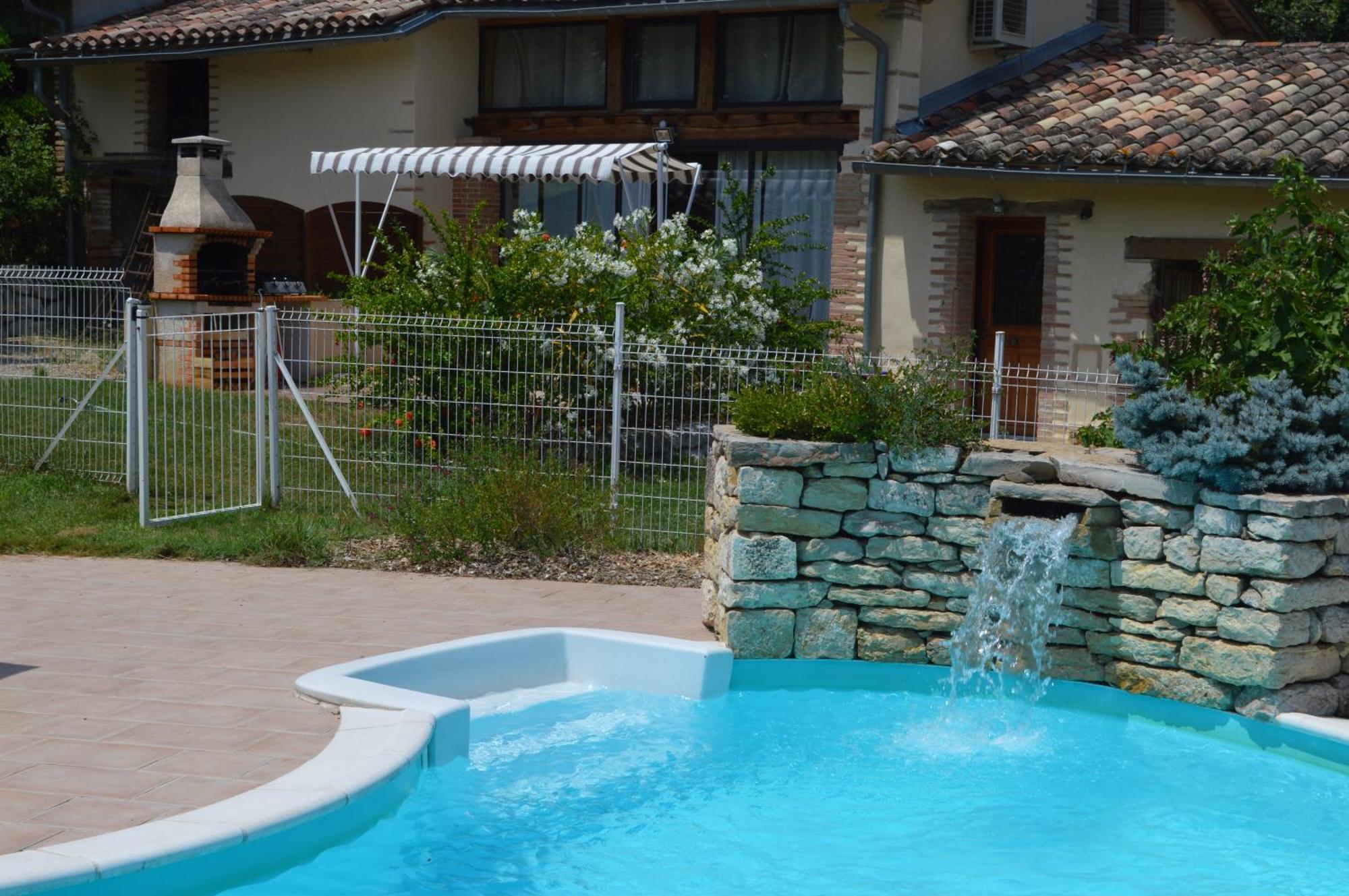 Gite Bois Et Senteurs Villa Lafrançaise Exterior foto